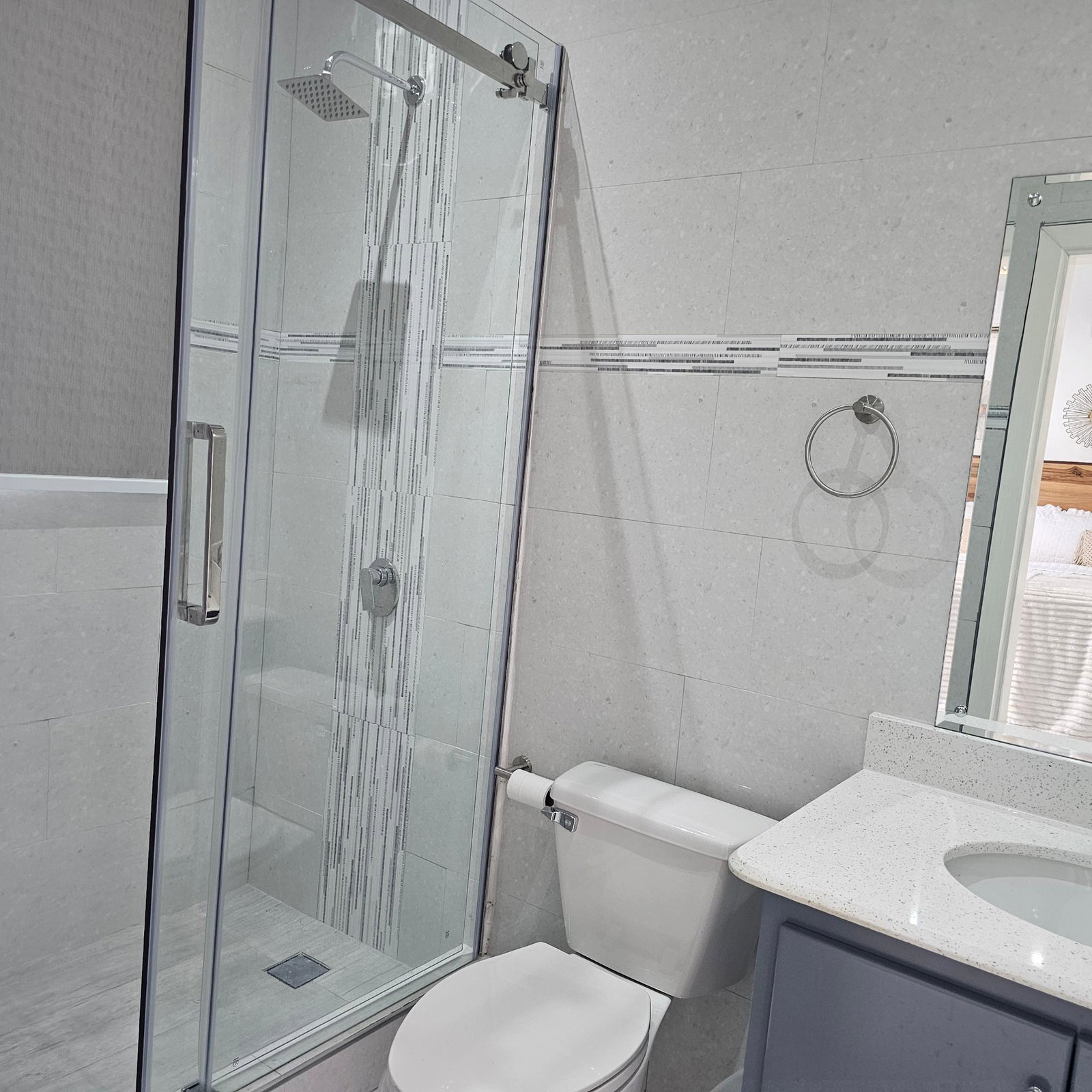 Luxury-2-Bedroom-Apartment-for-Rent-in-Kingston-6-Blue-Mahoe Twenty-Fourth image of 7 Halifax Avenue, Kingston in Kingston 6, St. Andrew, Jamaica - property is For Rent