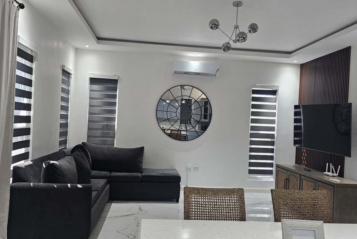 Eighth image of 7 Halifax Avenue, Kingston in Kingston 6, St. Andrew, Jamaica - property is For Rent