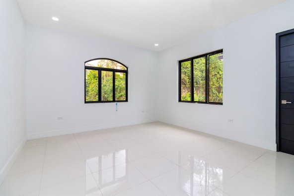 Fourth image of 4-1b Lakehurst Drive in Kingston 8, St. Andrew, Jamaica - property is For Rent