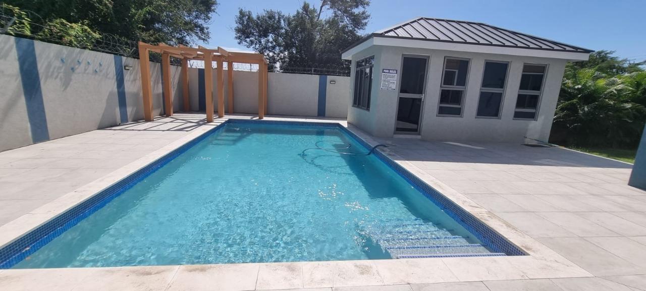 Luxury-3-Bedroom-Apartment-for-Rent-in-Kingstons-Golden-Triangle Ninth image of 3-22 Seymour Avenue in Kingston 6, St. Andrew, Jamaica - property is For Rent