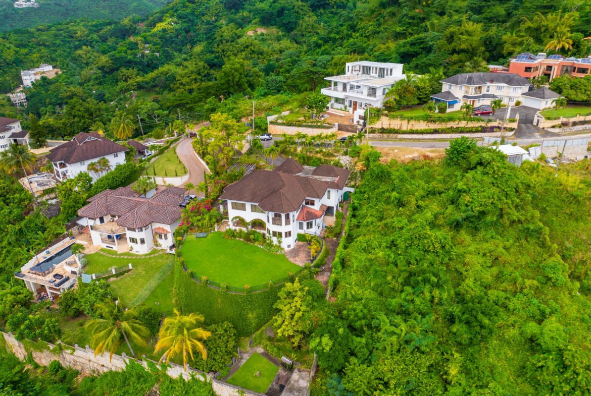 Eleventh image of 8 Sunset Boulevard in Kingston 8, St. Andrew, Jamaica - property is For Sale