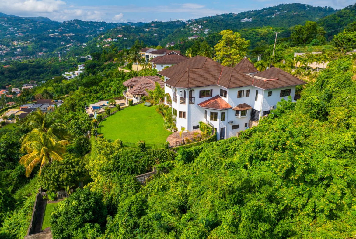 Seventeenth image of 8 Sunset Boulevard in Kingston 8, St. Andrew, Jamaica - property is For Sale