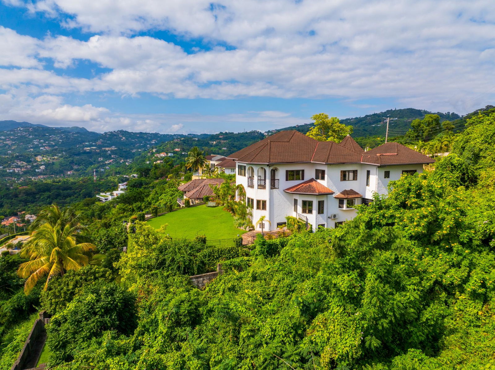 Eighteenth image of 8 Sunset Boulevard in Kingston 8, St. Andrew, Jamaica - property is For Sale