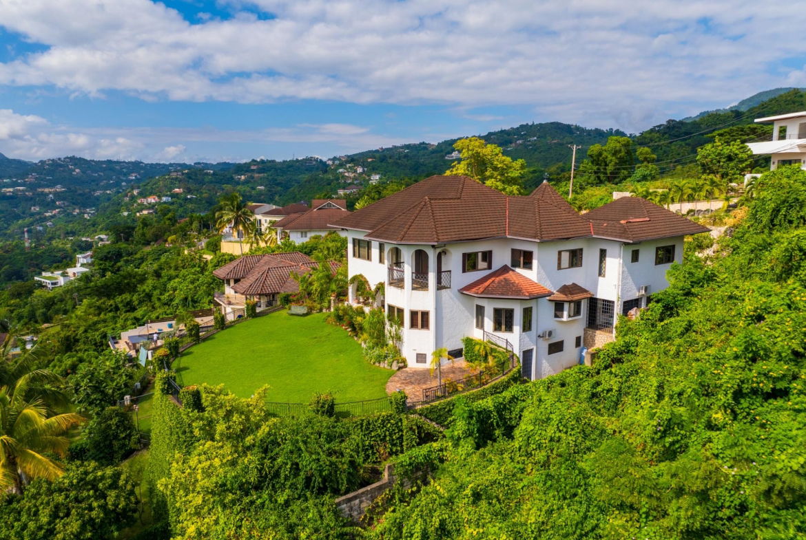 Nineteenth image of 8 Sunset Boulevard in Kingston 8, St. Andrew, Jamaica - property is For Sale