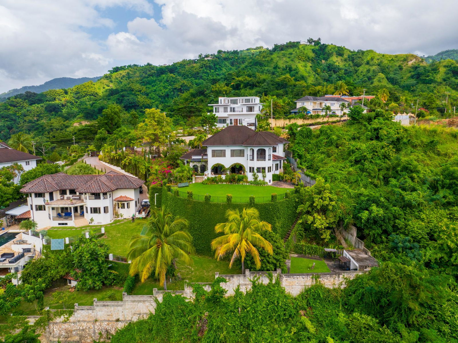 Fifth image of 8 Sunset Boulevard in Kingston 8, St. Andrew, Jamaica - property is For Sale