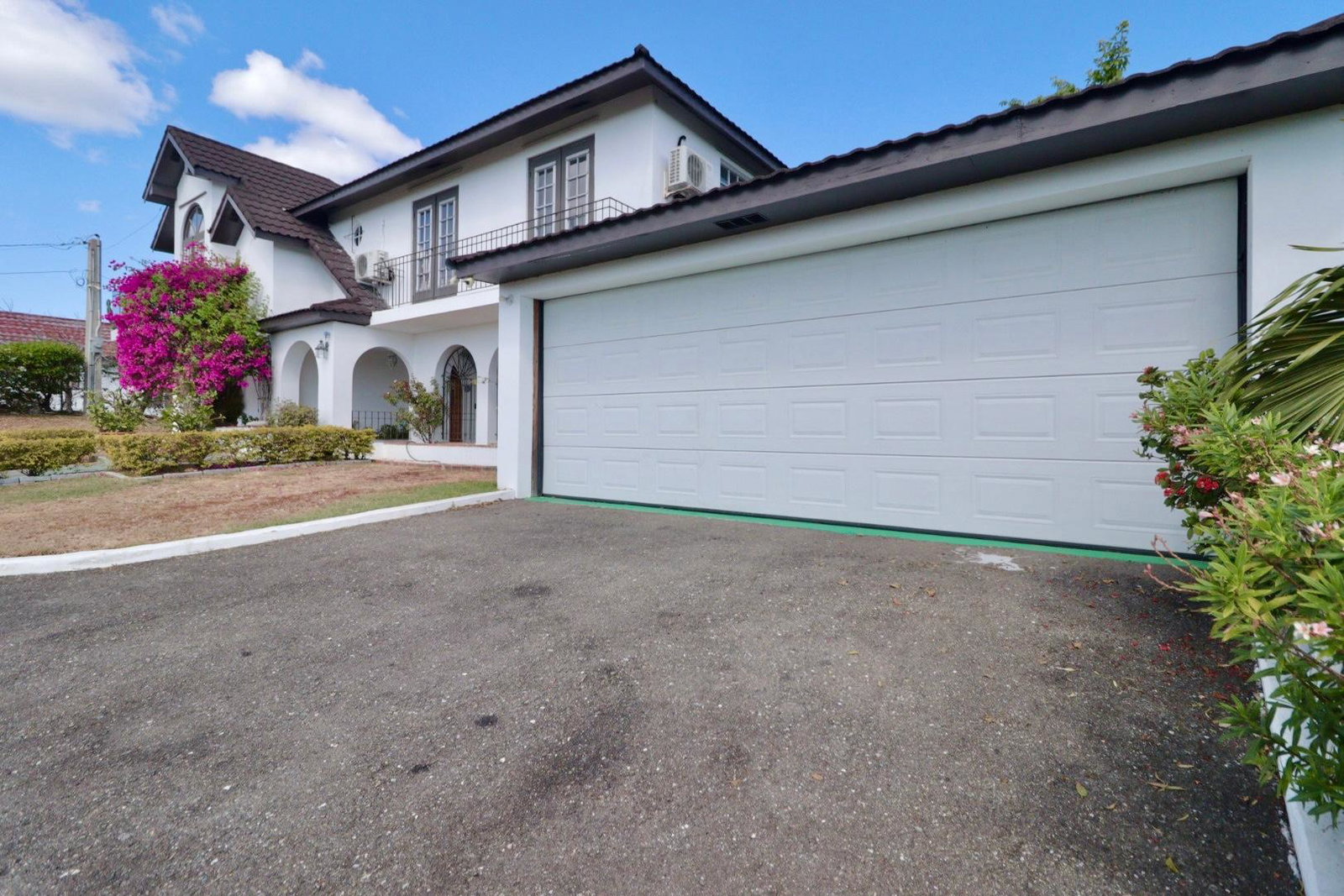 Tenth image of 34 Bretts Crescent in St. Jago Heights, St. Catherine, Jamaica - property is For Sale