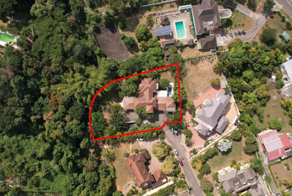Thirtieth image of 3 Plymouth Way in Kingston 6, St. Andrew, Jamaica - property is For Sale