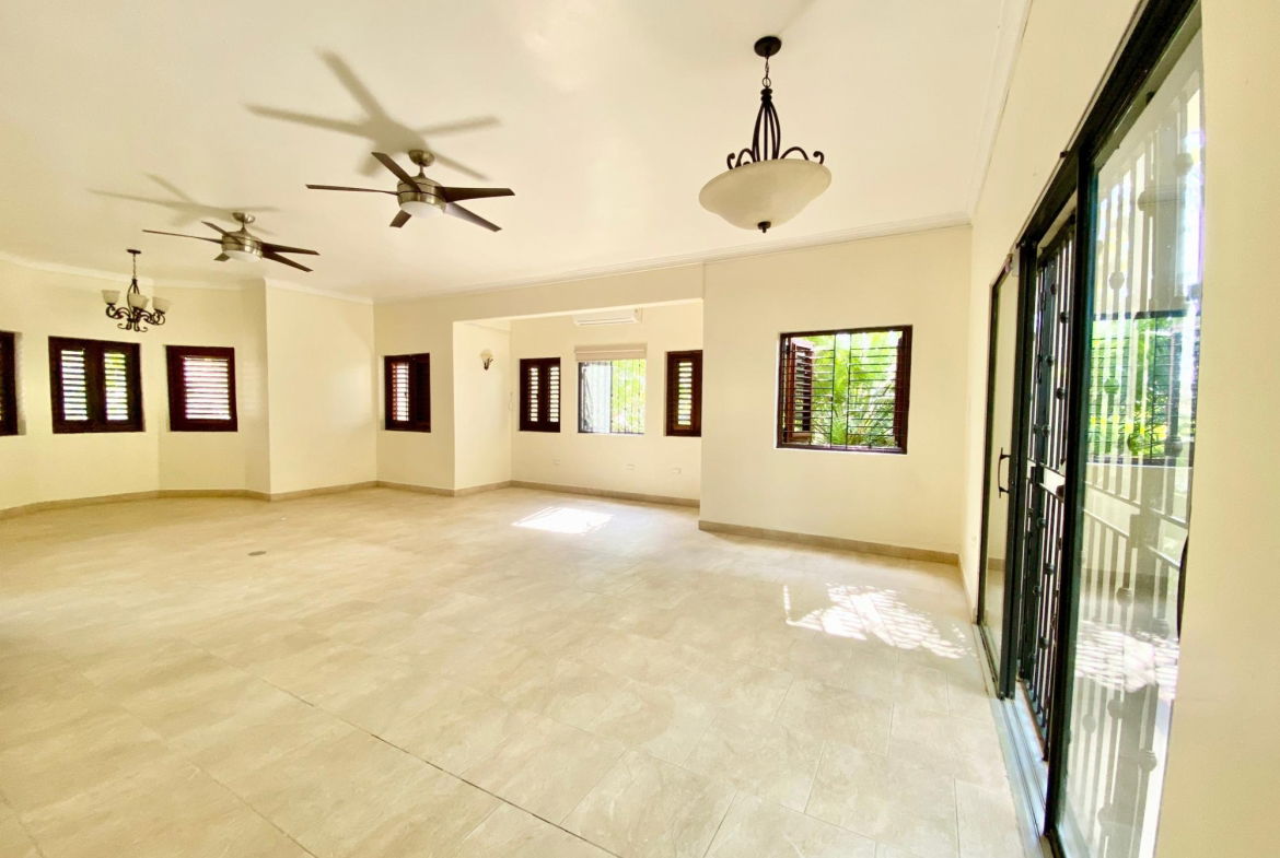 Seventh image of 3 Plymouth Way in Kingston 6, St. Andrew, Jamaica - property is For Sale