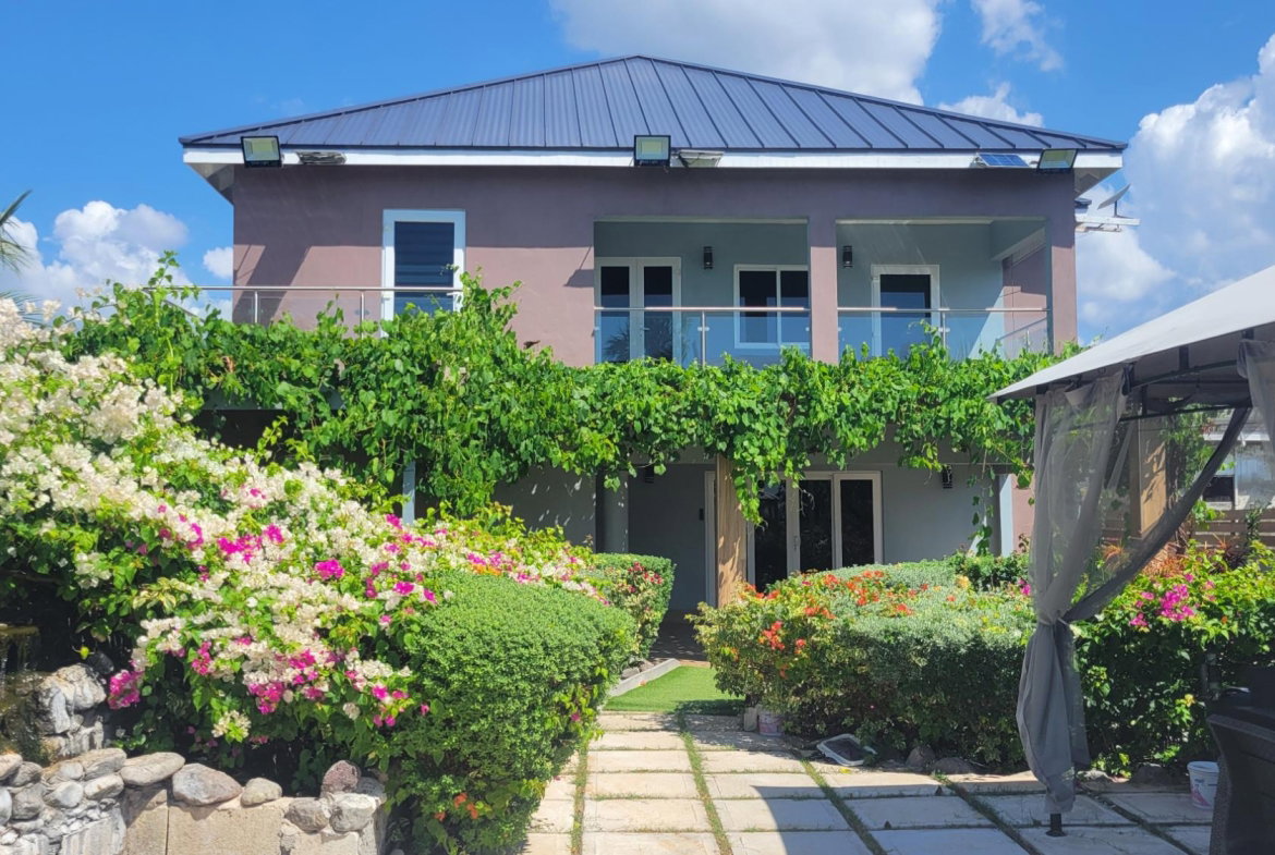 Second image of Parottee, St. Elizabeth in Parottee, St. Elizabeth, Jamaica - property is For Sale