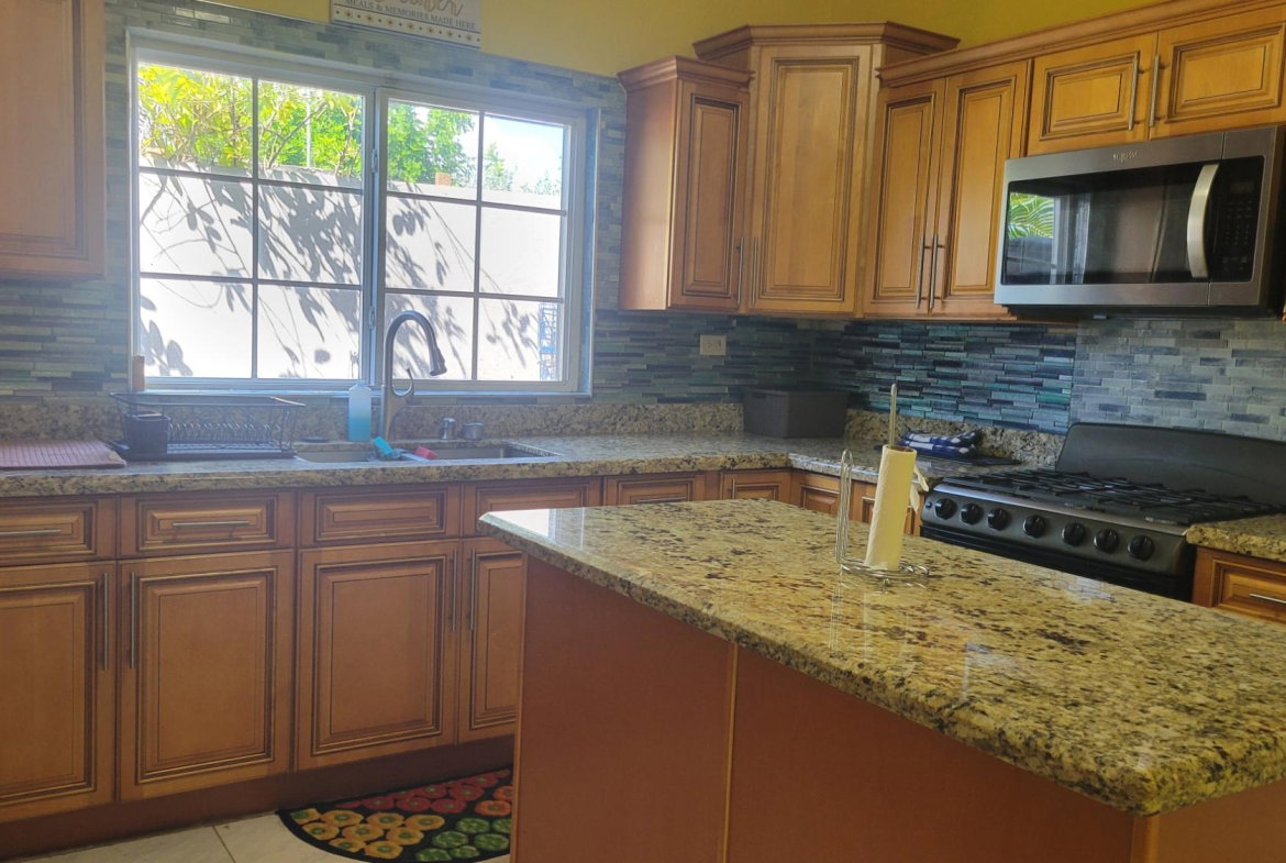 Fifth image of Parottee, St. Elizabeth in Parottee, St. Elizabeth, Jamaica - property is For Sale