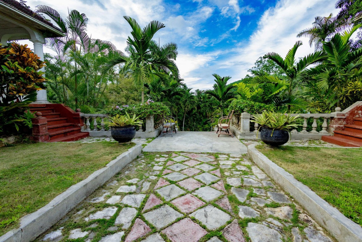 Seventh image of 30 & 31 Welrik Gardens in Anchovy, St. James, Jamaica - property is For Sale