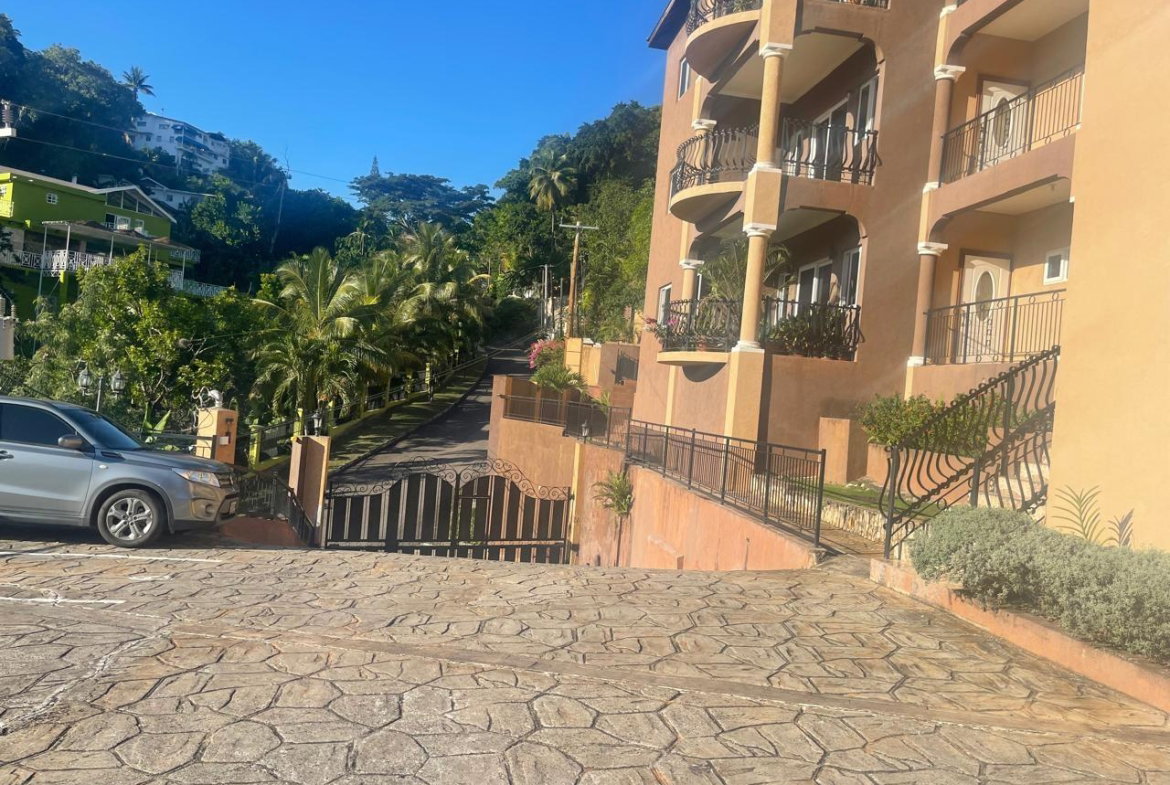 Seventh image of East Oakridge in Kingston 8, St. Andrew, Jamaica - property is For Sale