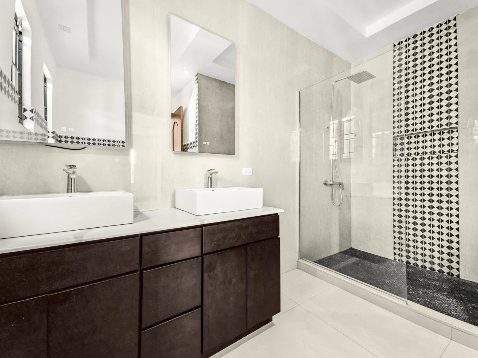 Twenty-First image of 1-1 Hopeville Road in Kingston 8, St. Andrew, Jamaica - property is For Sale