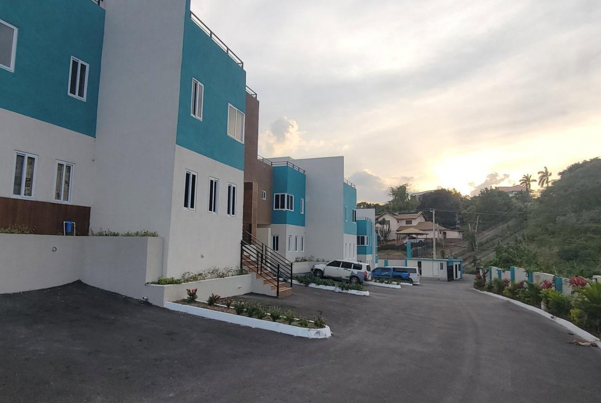 First image of 10-6 Brentwood Terrace, Kingst in Kingston 19, St. Andrew, Jamaica - property is For Sale