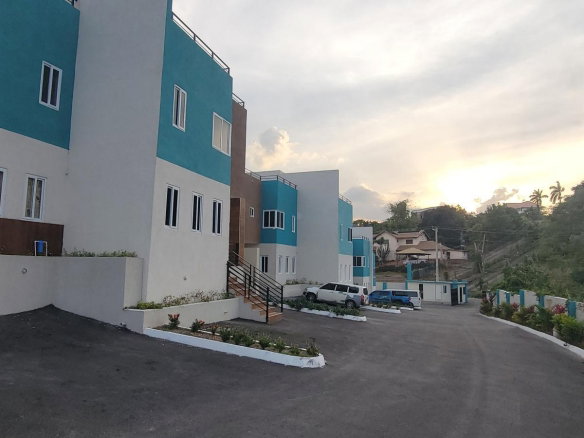 First image of 10-6 Brentwood Terrace, Kingst in Kingston 19, St. Andrew, Jamaica - property is For Sale
