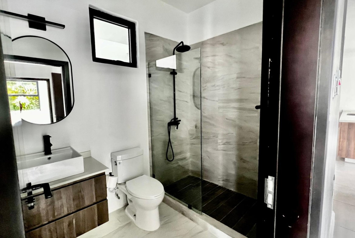 Twelfth image of 6-4 Sunset Drive Kingston 8 in Kingston 8, St. Andrew, Jamaica - property is For Rent