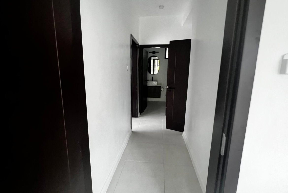 Fifteenth image of 6-4 Sunset Drive Kingston 8 in Kingston 8, St. Andrew, Jamaica - property is For Rent