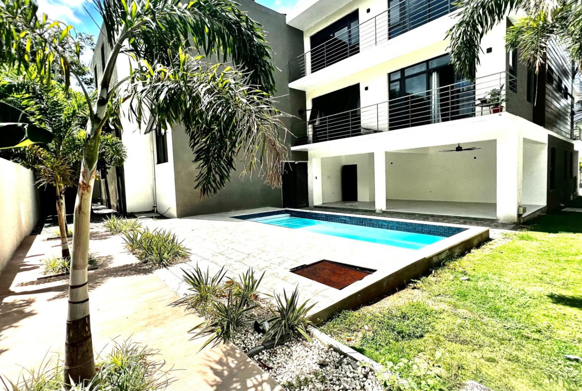 Sixteenth image of 6-4 Sunset Drive Kingston 8 in Kingston 8, St. Andrew, Jamaica - property is For Rent