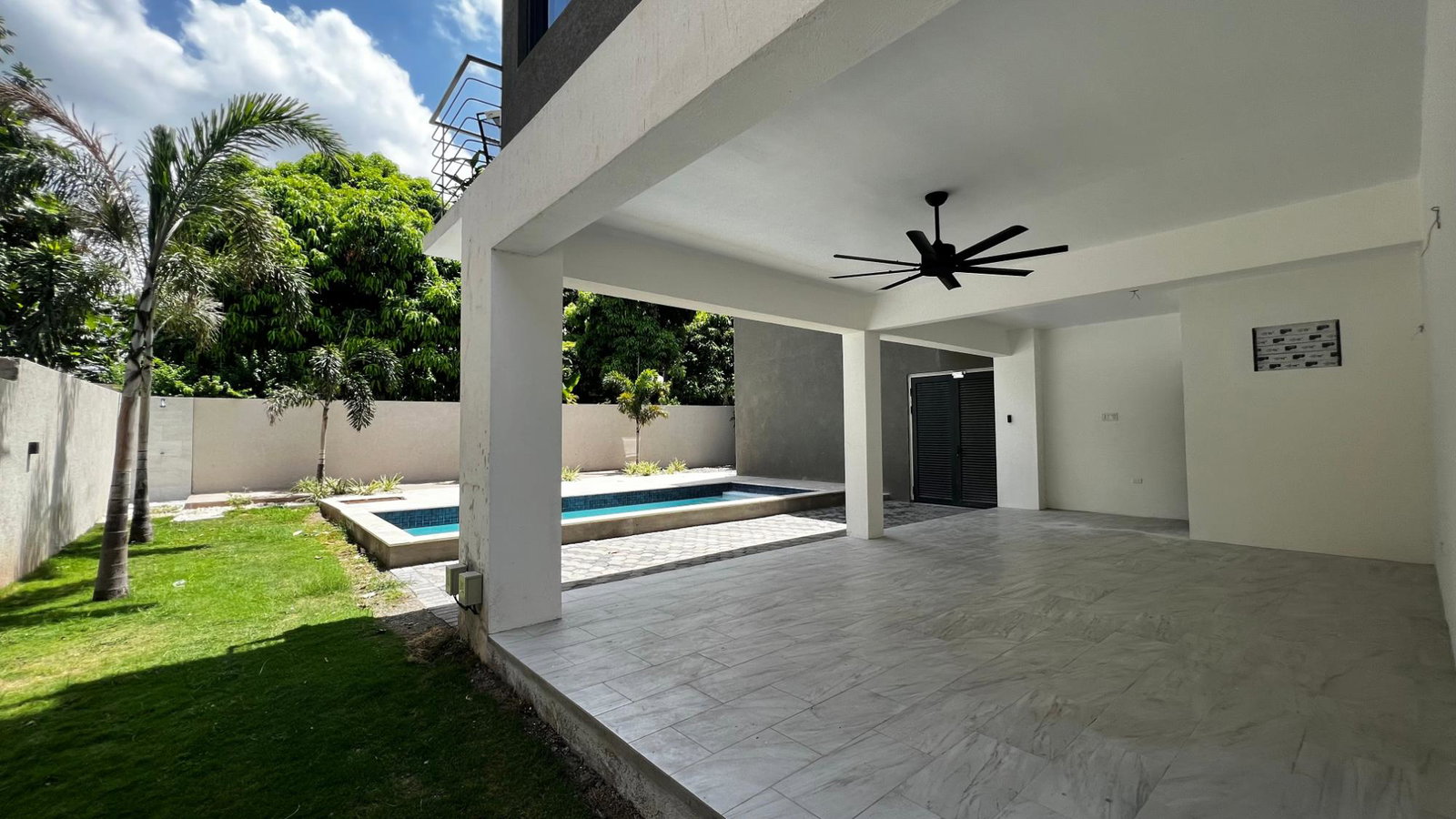 Seventeenth image of 6-4 Sunset Drive Kingston 8 in Kingston 8, St. Andrew, Jamaica - property is For Rent