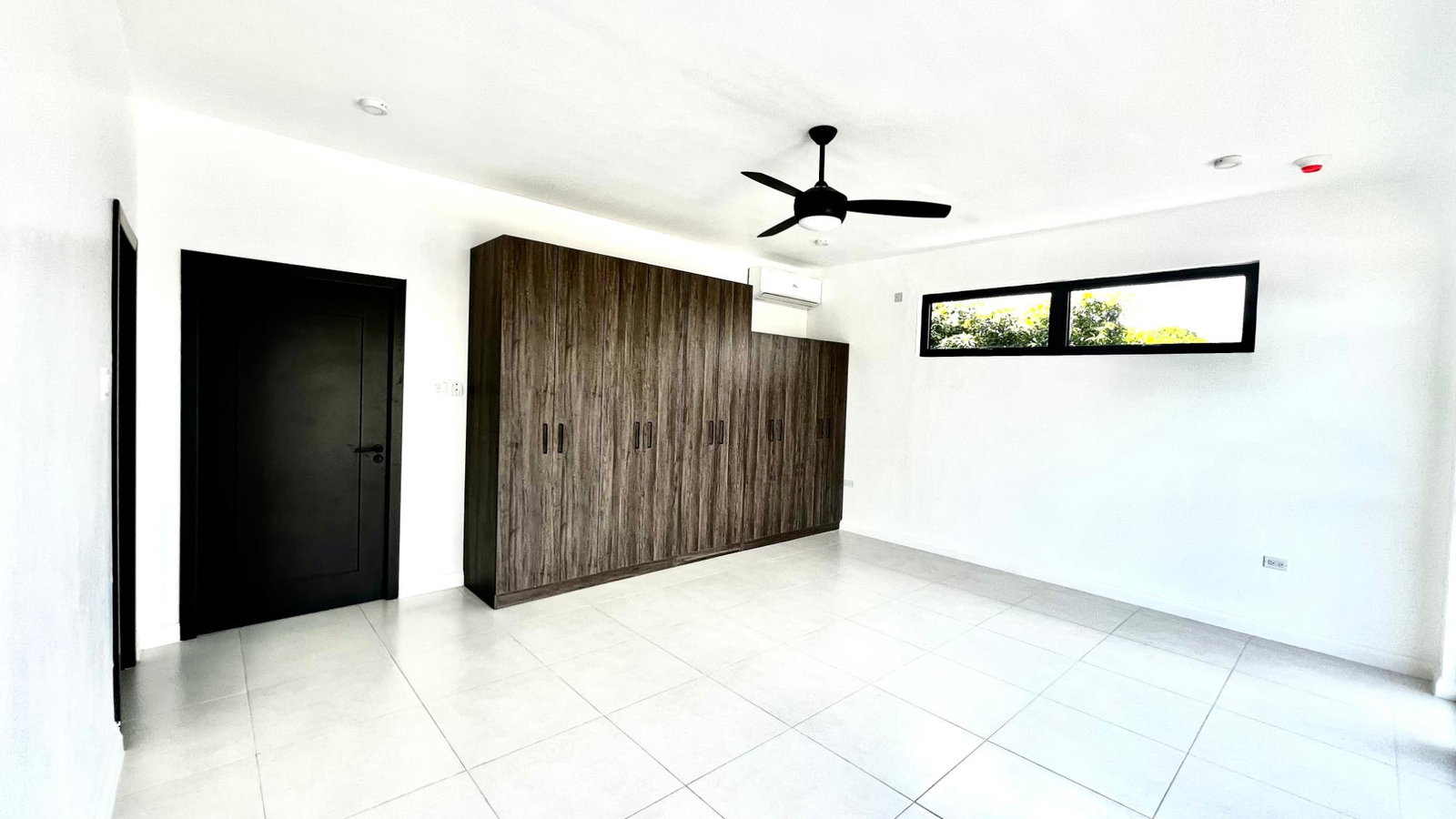 Twenty-Fourth image of 6-4 Sunset Drive Kingston 8 in Kingston 8, St. Andrew, Jamaica - property is For Rent