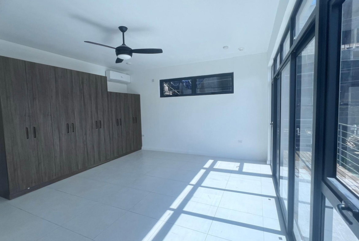 Twenty-Ninth image of 6-4 Sunset Drive Kingston 8 in Kingston 8, St. Andrew, Jamaica - property is For Rent