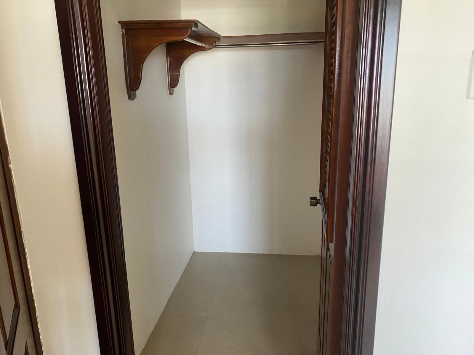 Twelfth image of Apt. 14-5 Liguanea Avenue in Kingston 6, St. Andrew, Jamaica - property is For Rent