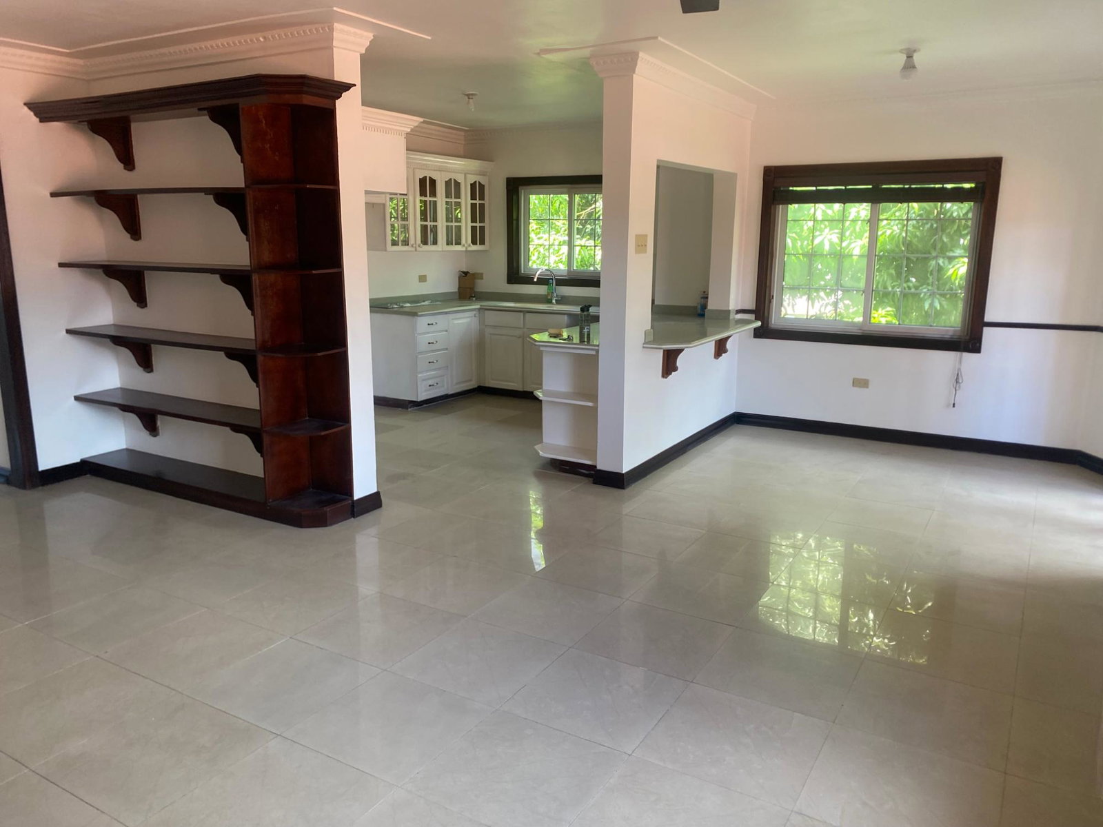 First image of Apt. 14-5 Liguanea Avenue in Kingston 6, St. Andrew, Jamaica - property is For Rent