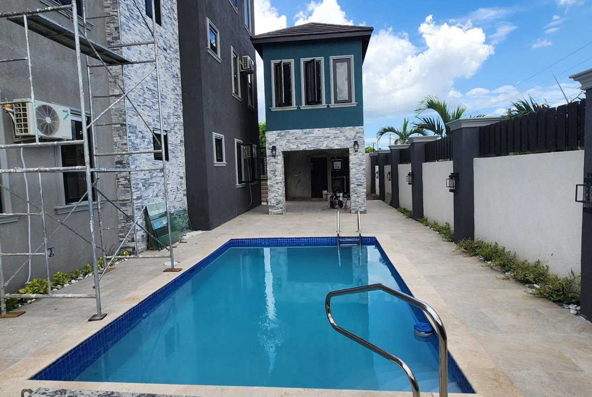 Tenth image of Unit 10-22 Darlington Avenue, Kingst in Kingston 8, St. Andrew, Jamaica - property is For Sale