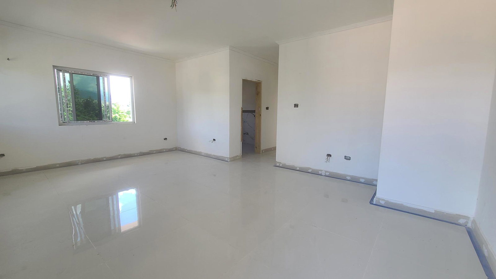 Sixth image of 10 Merrivale Avenue in Kingston 10, St. Andrew, Jamaica - property is For Sale