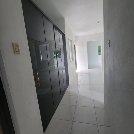 Sixth image of 8 Burbank Avenue, Havenda in Kingston 19, St. Andrew, Jamaica - property is For Rent
