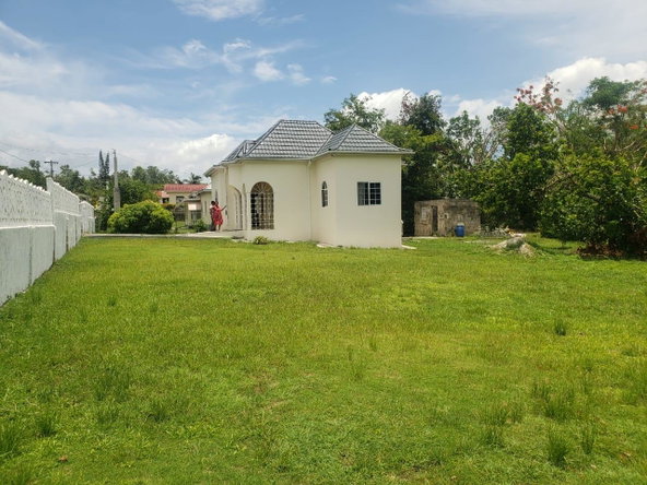 Fifth image of 65 Orchid Close in Santa Cruz, St. Elizabeth, Jamaica - property is For Sale