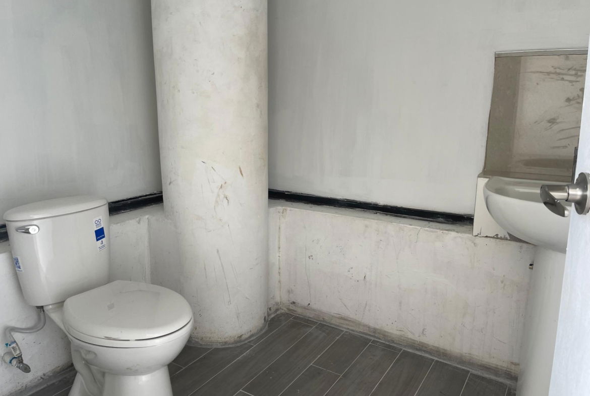 Ninth image of 209-111/2 - 15 Connolley Avenue in Kingston 5, St. Andrew, Jamaica - property is For Rent