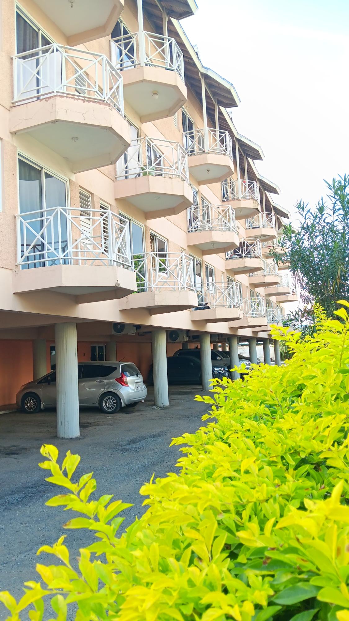 Eleventh image of 208-15 1/2 Kensington Crescent in Kingston 10, St. Andrew, Jamaica - property is For Rent