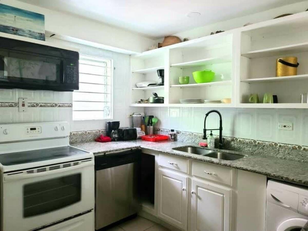 Eighth image of 1007- 11 Queens Dr, St. James in Montego Bay, St. James, Jamaica - property is For Sale