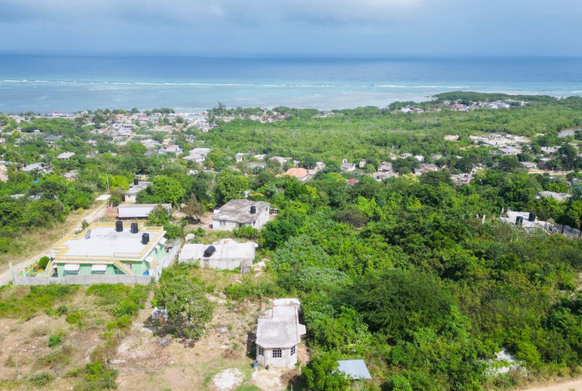 Twelfth image of 1568 Barrett Hall, Greenwood in BARRETT TOWN, St. James, Jamaica - property is For Sale