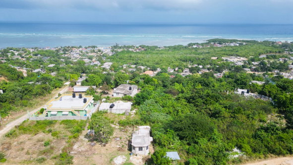 Twelfth image of 1568 Barrett Hall, Greenwood in BARRETT TOWN, St. James, Jamaica - property is For Sale