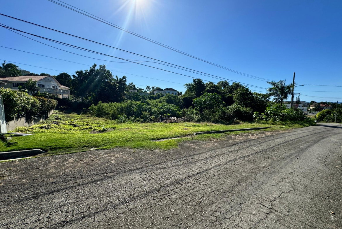 Sixth image of 412 Torada Heights in Ironshore, St. James, Jamaica - property is For Sale