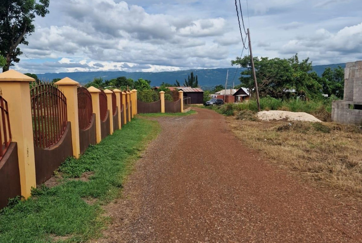 Third image of Chocolate Hole in CHOCOLITE HOLE, St. Elizabeth, Jamaica - property is For Sale