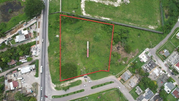 First image of 1 Sydenham Villas in Sydenham, St. Catherine, Jamaica - property is For Sale