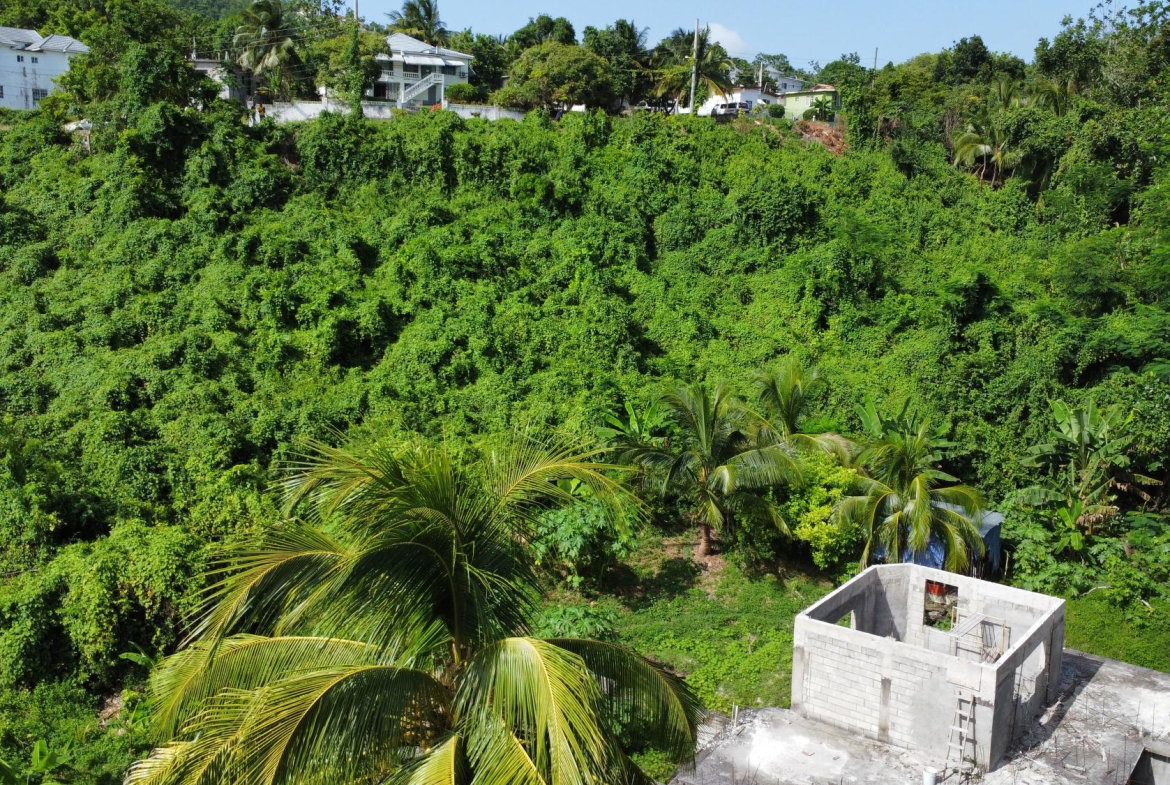 Tenth image of 253 Pasture Drive in Porto Bello, St. James, Jamaica - property is For Sale