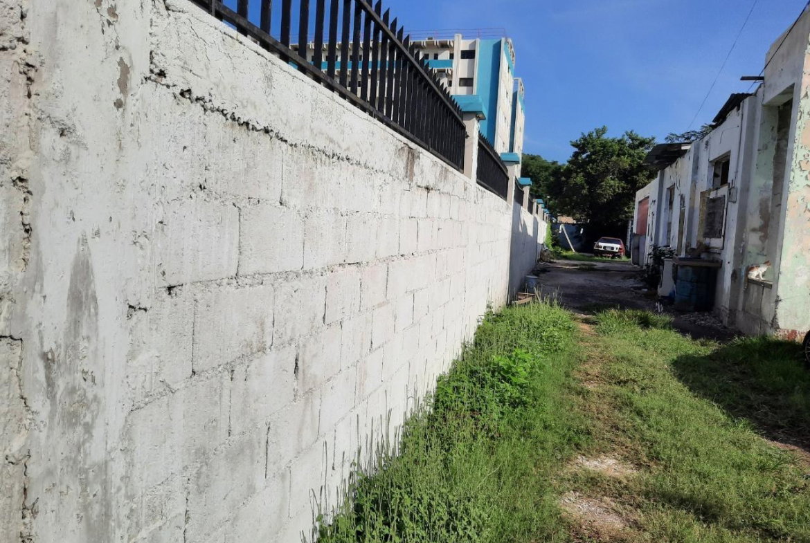 Fifth image of 1 e North Street in KINGSTON, Kingston, Jamaica - property is For Sale