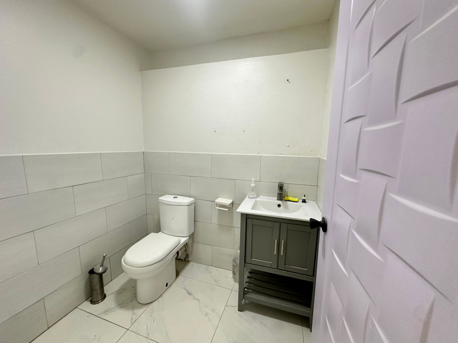 Sixth image of 5 Lady Musgrave Road, Kings in Kingston 5, St. Andrew, Jamaica - property is For Sale