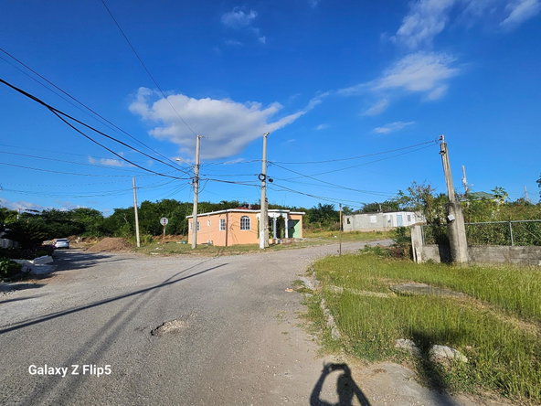 Eleventh image of Mineral Heights Manor in May Pen, Clarendon, Jamaica - property is For Sale