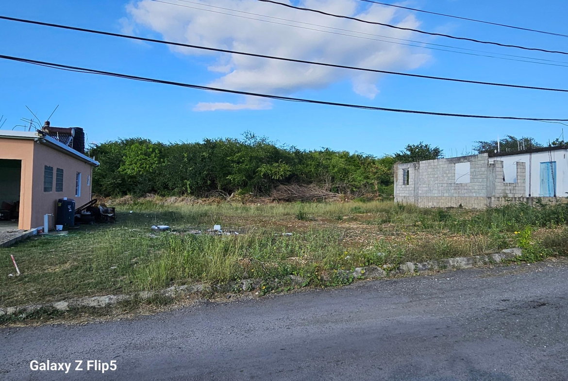 Twenty-Third image of Mineral Heights Manor in May Pen, Clarendon, Jamaica - property is For Sale