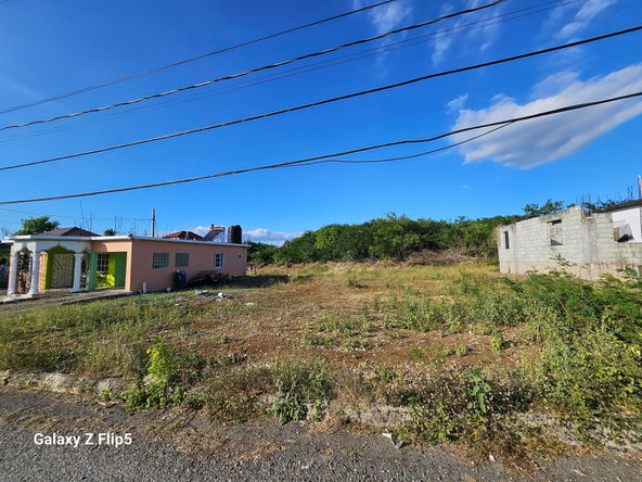 Sixth image of Mineral Heights Manor in May Pen, Clarendon, Jamaica - property is For Sale