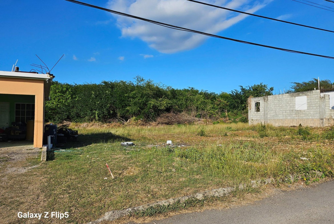 Eighth image of Mineral Heights Manor in May Pen, Clarendon, Jamaica - property is For Sale