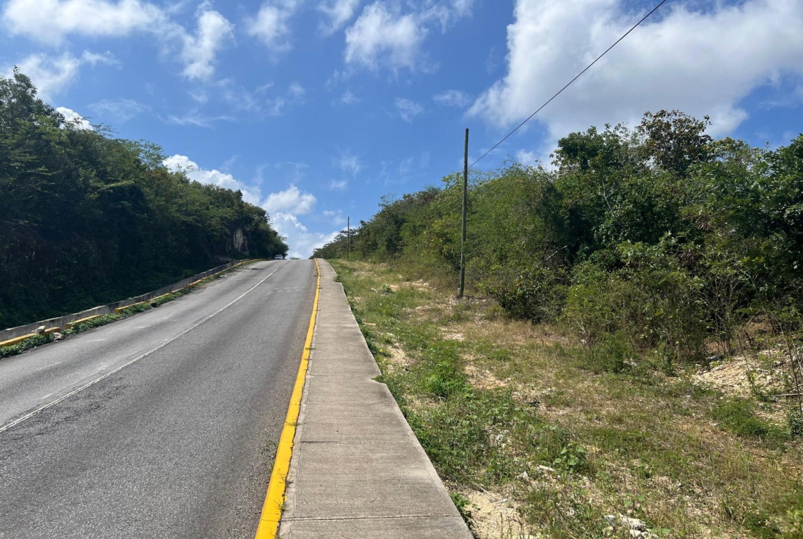 Thirteenth image of 1481- Dr. Horace Chang Blvd in Ironshore, St. James, Jamaica - property is For Sale