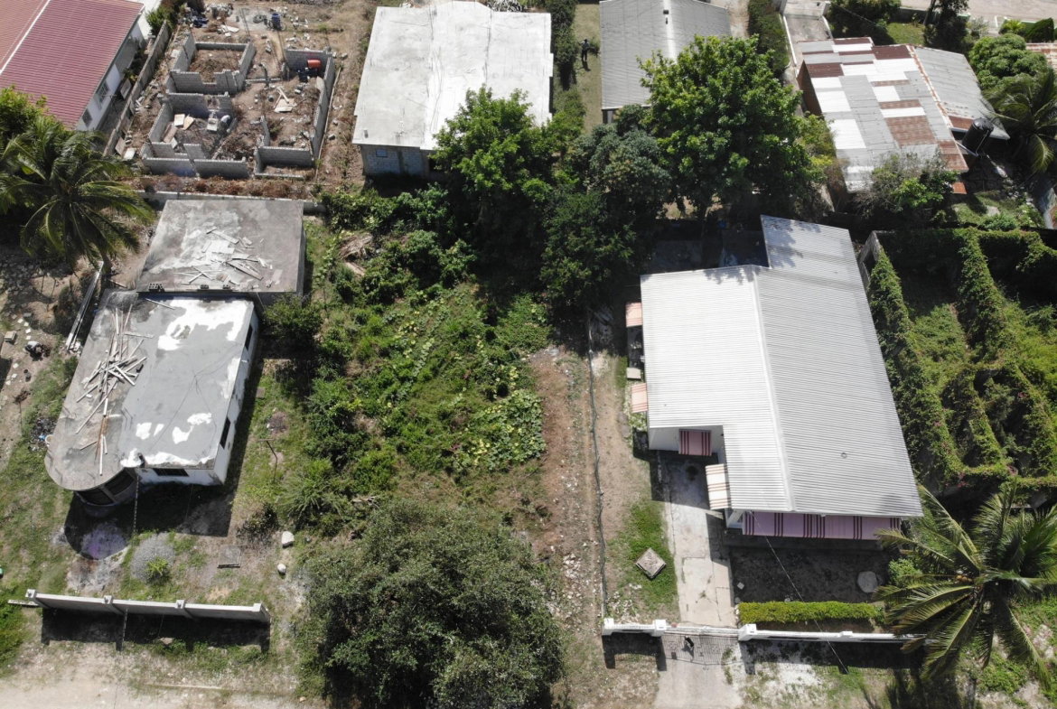 Fourth image of 9 Guildford in Sydenham, St. Catherine, Jamaica - property is For Sale