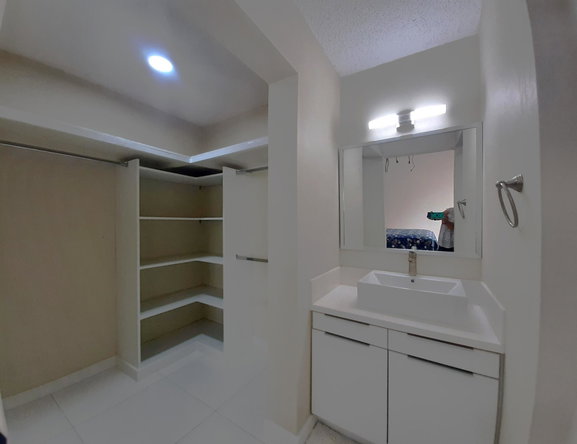 Twenty-First image of 17-54 Shortwood Road, Kingston in Kingston 8, St. Andrew, Jamaica - property is For Rent