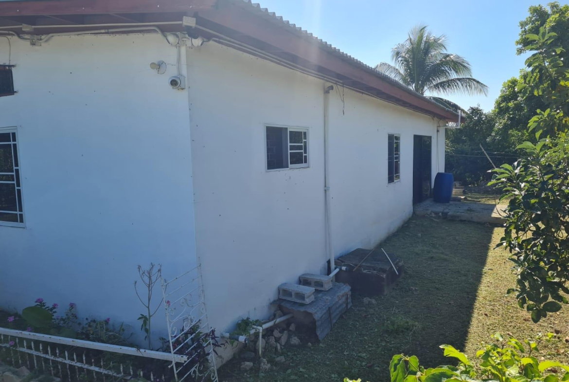 Third image of 38 North Avenue, Hampton Gre in Spanish Town, St. Catherine, Jamaica - property is For Sale